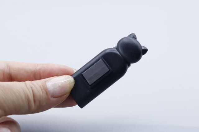 ダイソーの猫型ミニカッター