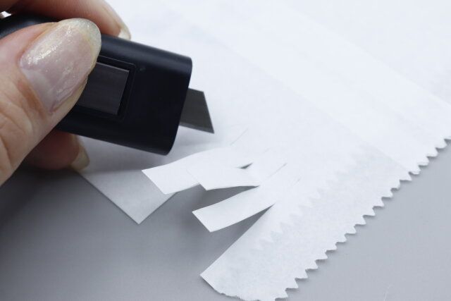 ダイソーの猫型ミニカッター