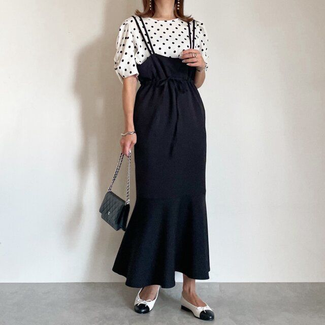 ドットトップスとデザインワンピコーデ