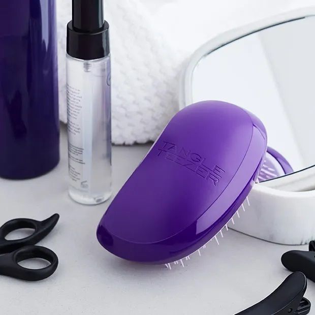 【美容師おすすめ】市販ヘアブラシ＆コーム10選 ～セットからケア、持ち運び用まで紹介～