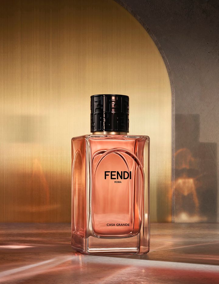 240627_fendi_fragrances_04.jpg