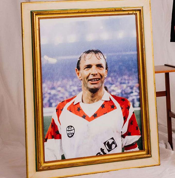 これがNIKE“最後のホーム”に！フランクフルトが2024-25新ユニフォームを発表 「来季はadidasにメーカー変更」