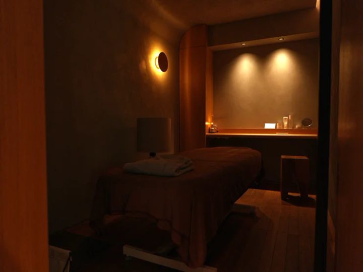 オルビス SKINCARE LOUNGE BY ORBIS スキンケアサロン 施術室