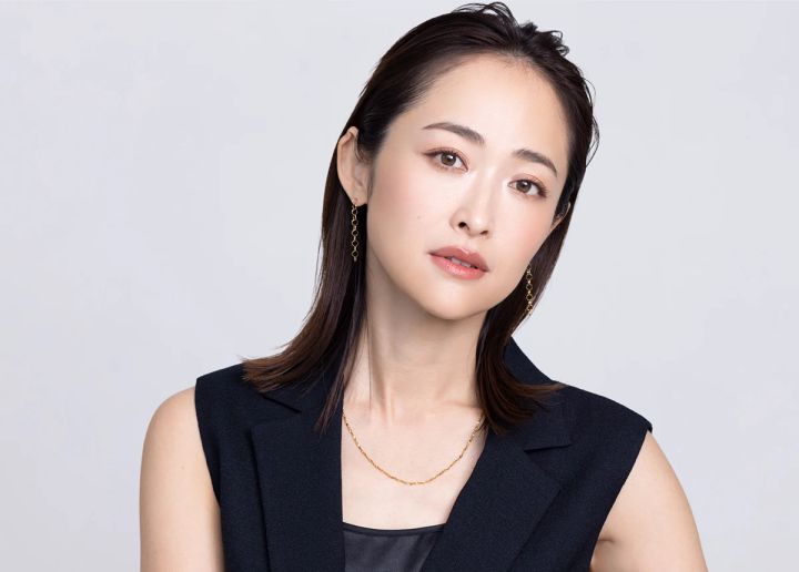 実力派アーティスト犬木愛さんが提案！ キャンメイク「プティパレットアイズ」を100倍楽しむ方法