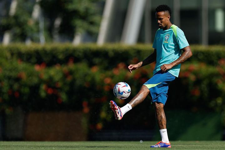 メッシは1位じゃない！コパ・アメリカで「最も年俸が高い10名」