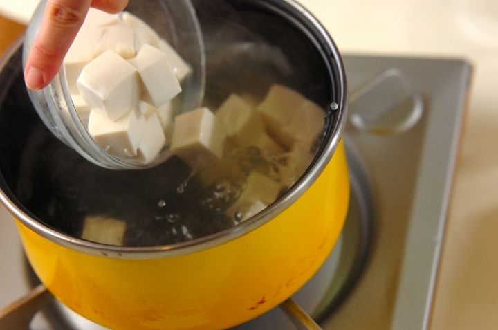 韓国風みそ汁の作り方1