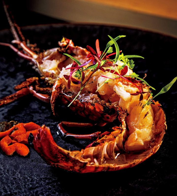 広尾『七ひろ』の伊勢海老