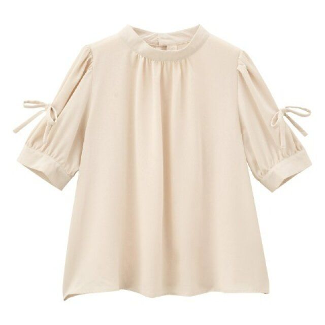 しまむらのリボンブラウス