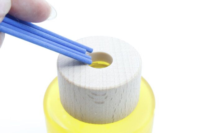 100均ダイソーのディフューザー5