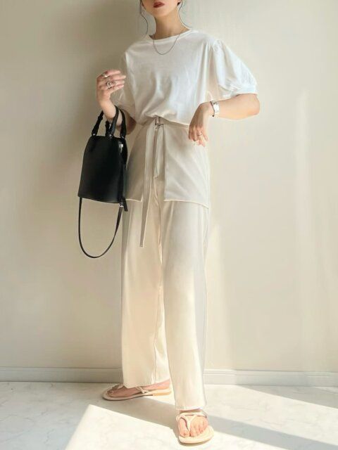 白Tシャツのコーデ5