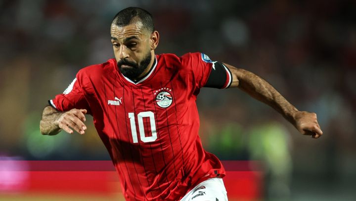 植毛手術か…リヴァプールFWサラー、現在の生え際を自ら投稿