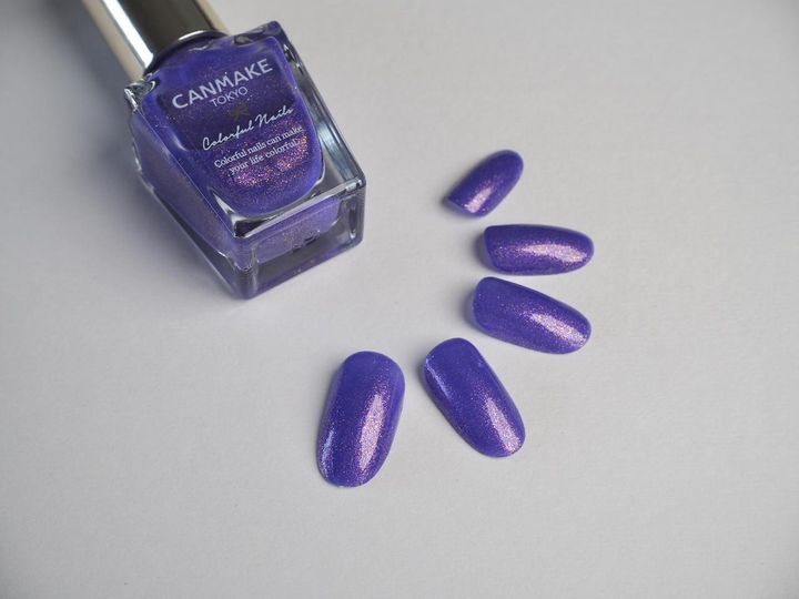 画像: たっぷり多色パールと青みパープルのカラーデニム。