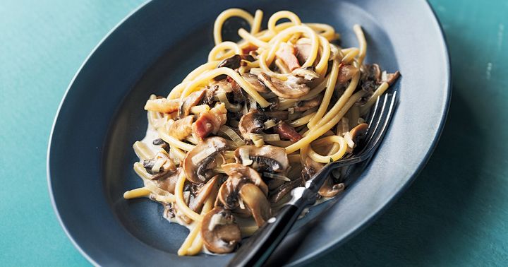 マッシュルームクリームソースのパスタ