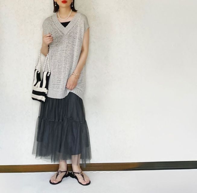 SRテープヤーンベストを着たコーデ