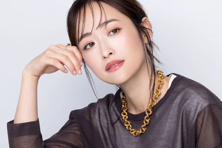 実力派アーティスト犬木愛さんが提案！ キャンメイク「パウダーチークス」を上手に使いこなす方法