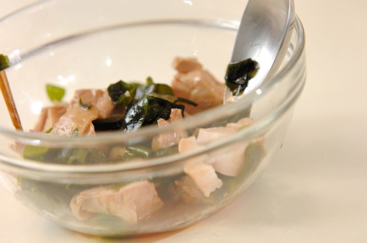 鶏とワカメの酢の物の作り方1