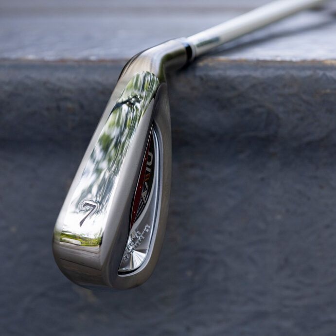 「次もうまく打てる」安心して飛ばせるパールホワイトなゼクシオ【試してみた！】