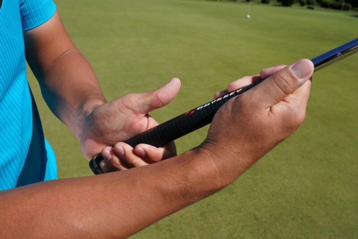 ショートパットが入りまくる“グリップ”とは？握り方を堀川未来夢が徹底解説