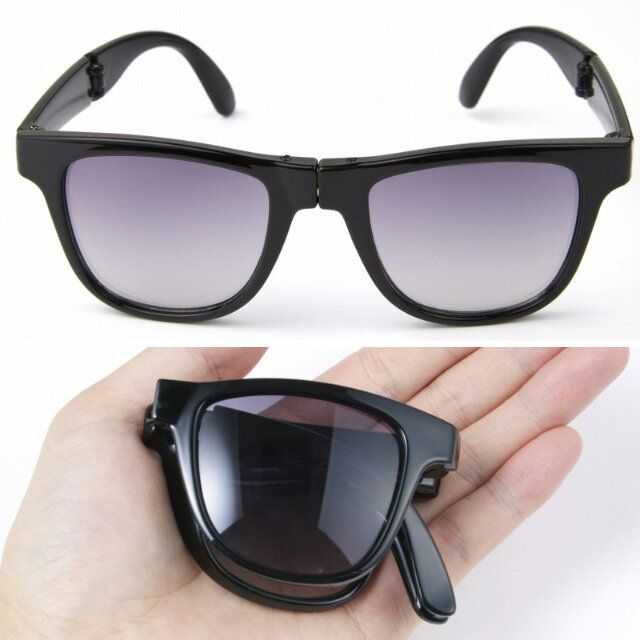 手のひらに収まる折りたたみサングラス