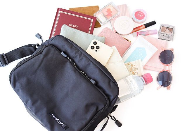 宝島社ムック付録おすすめ黒ショルダーバッグスタディオクリップ