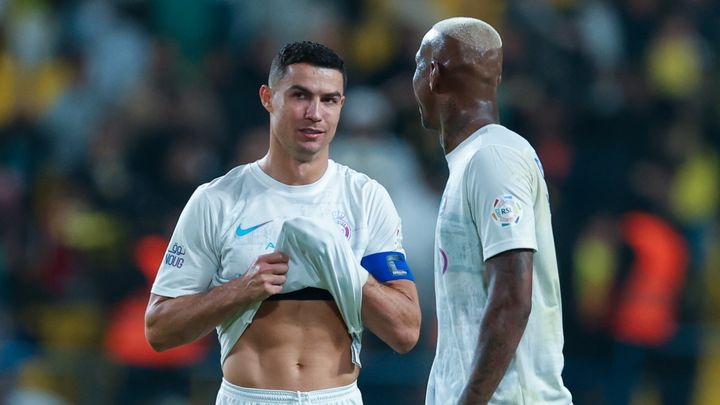 「ロナウドは栄養学の学位を持ってる、彼の身体を見たことあるか」同僚タリスカが仰天発言！