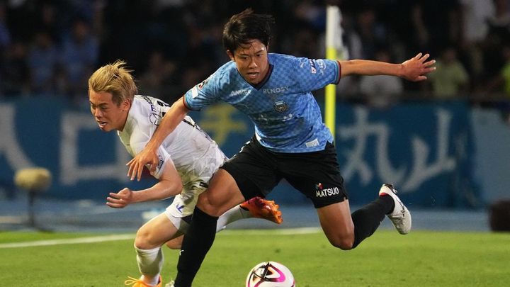 川崎DF佐々木旭、プレーは充実も「まだまだ甘いのかな」 大学で“同部屋”の満田誠とのバトルに「懐かしかったです」