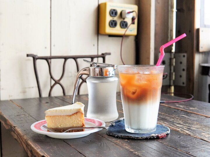 鎌倉から江ノ電に乗って訪れる♪大仏様が待つ長谷の街でのんびりカフェめぐり