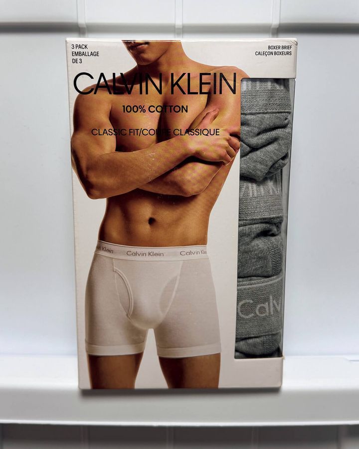 〈カルバン・クライン〉のボクサーパンツ