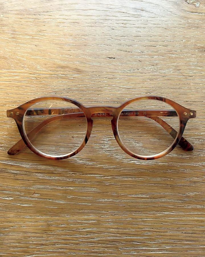 〈イジピジ〉の老眼鏡