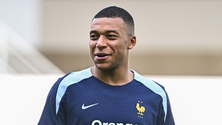 「誰！？」 エムバペ、EUROで脛を蹴る宣言のベルギー代表オナナに“氷のカウンター”