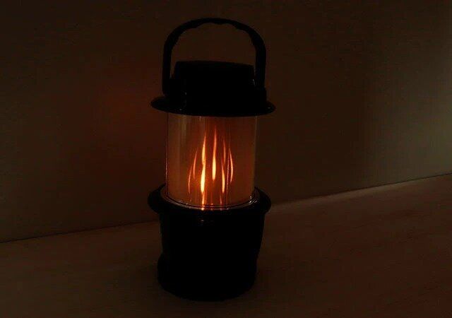 ダイソー 炎・白切替調光ランタン 使用例