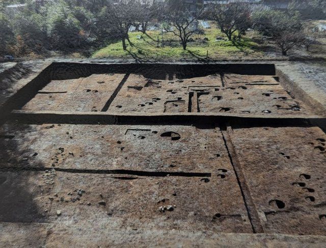 物集女城跡の案内看板の掲載写真より (267551)