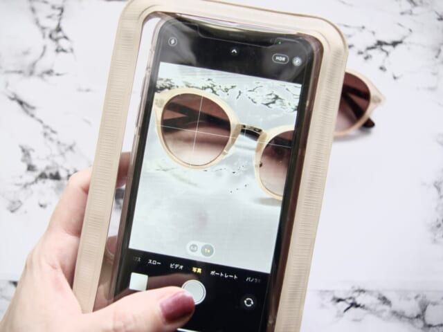 3COINS ポーチ付き防滴スマホケース 便利ポイント