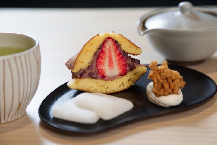 福井の夏の風物詩 “手かき氷” が通年で味わえる♪ 羽二重餅で知られる老舗「松岡軒」