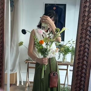 日用品図鑑：フローリスト・caco. の愛用するmaco marets ×〈gull〉のコラボTシャツetc.