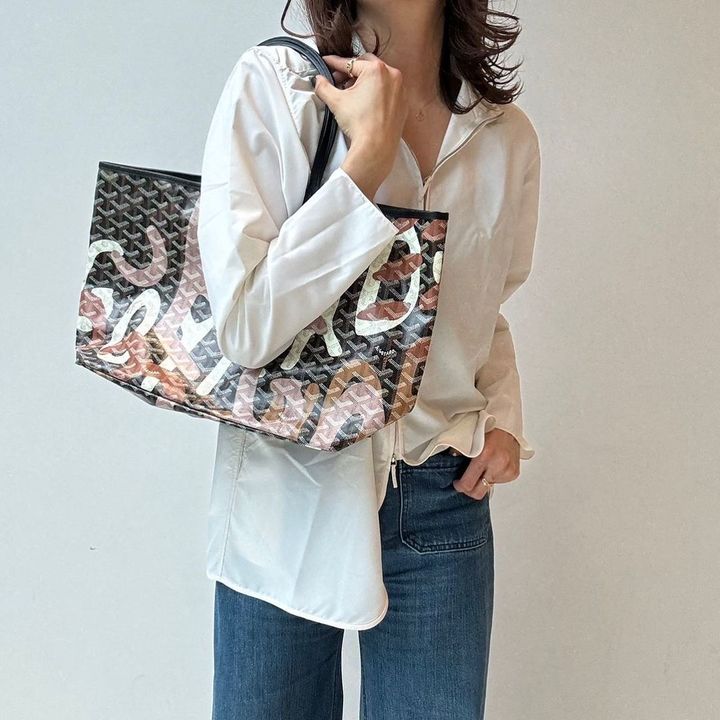 ビッグバッグを使う女性