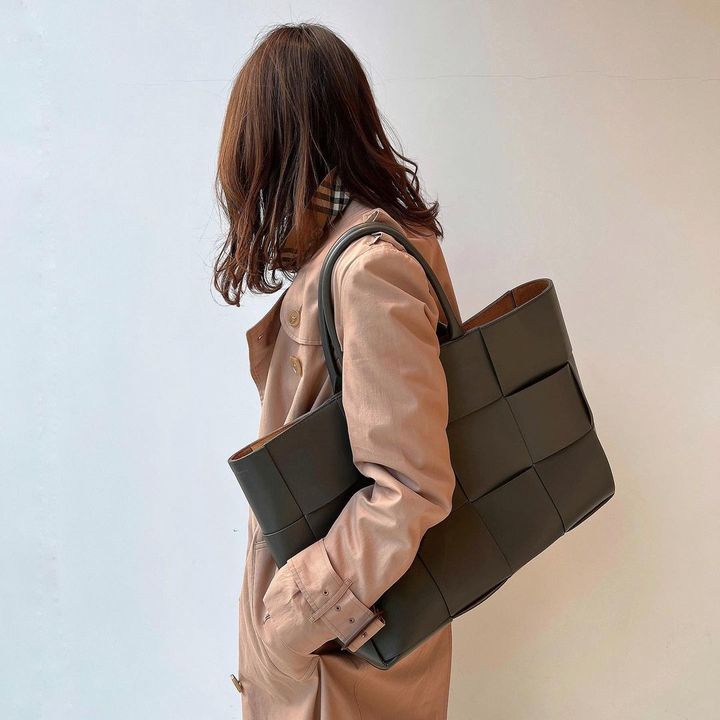 ブラウンのビッグバッグ