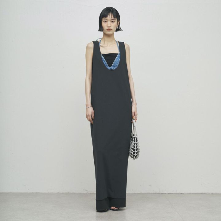 画像: 「ストレッチマキシワンピース」￥25,300 出典：ガリャルダガランテ