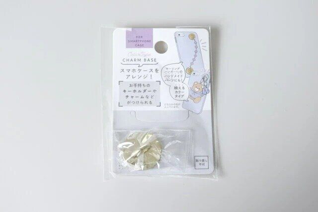 セリア スマホチャーム ベース ゴールド＆シルバー パッケージ