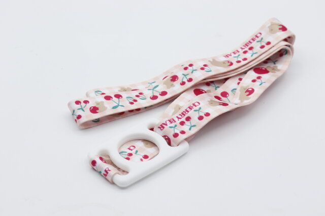 100均ダイソーのペットボトルストラップ3