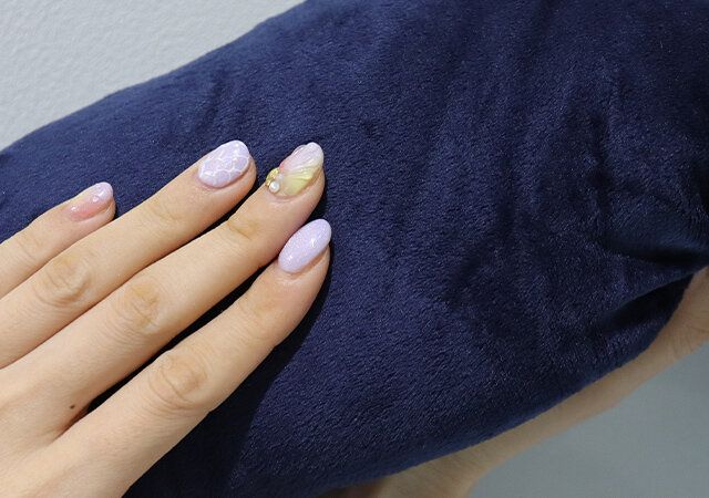 ダイソー とってもフィットするネックピロー（ボタン付き） 素材