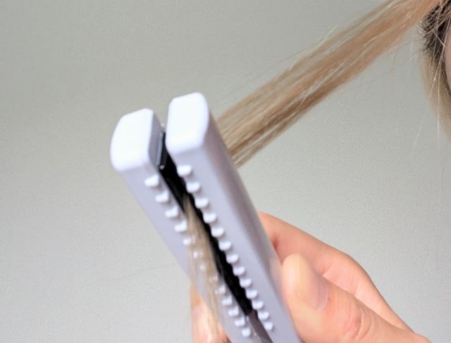 AFLOAT（アフロート）とのコラボで登場したコンパクトストレートヘアアイロン