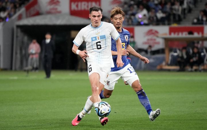 守田英正、親友がいるウルグアイ代表のコパ決勝T進出を花火でお祝い！「地球の裏側から彼を祝福する時」