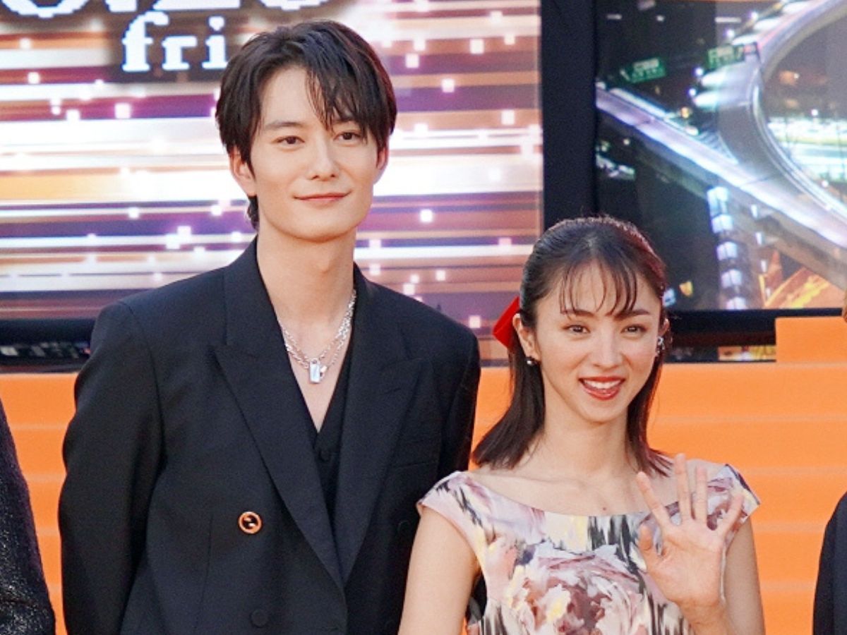 「観たばっかりなのに、また観たい」"アンナチュラル"と"MIU404"の製作陣が身近にある社会問題を描く | TRILL【トリル】