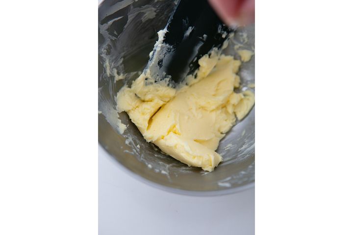 バターをやわらかくする