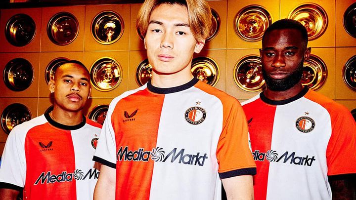 上田綺世もモデルに！フェイエノールトが2024-25新ユニフォームを発表 “街の象徴”に触発のデザイン