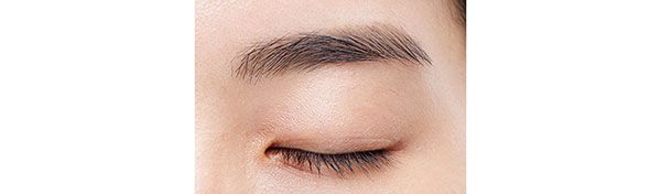 超細芯アイブロウ 08 使用