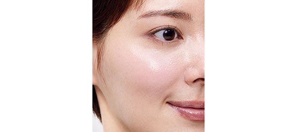 フジコ 水彩チーク 03 使用