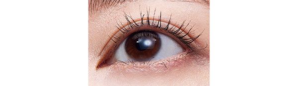 耐久カールマスカラ 04 使用