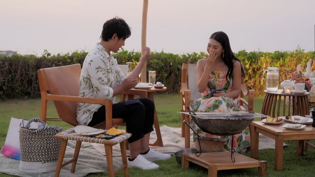 ツーショットデートを楽しむ飯野さんと亜樹さん